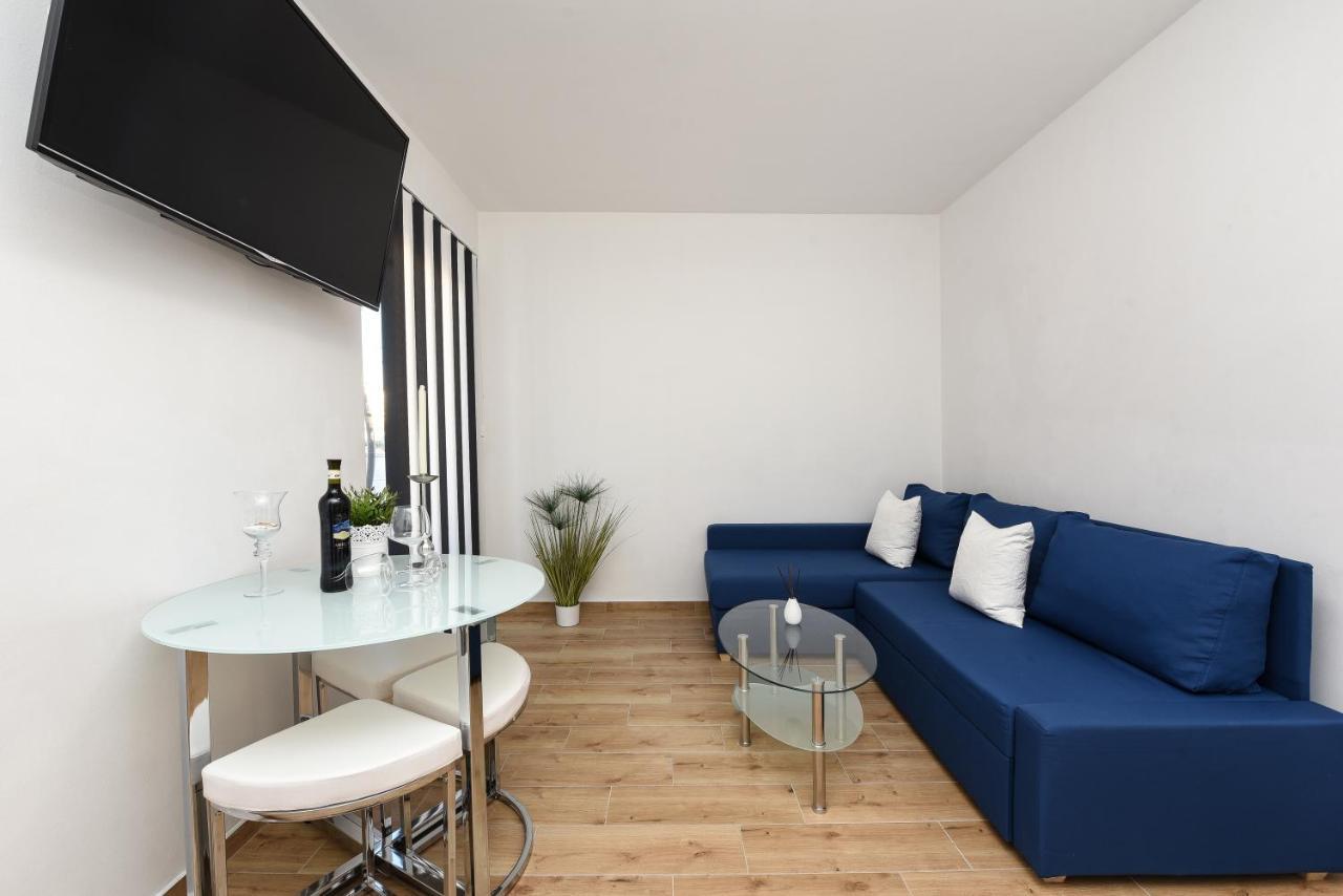 Apartament Lecija